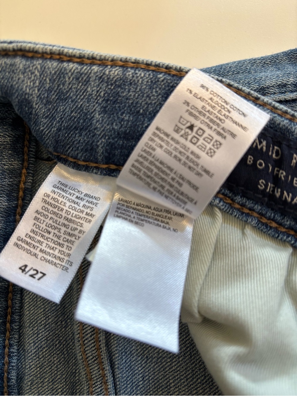 Lucky Brand Blue Light Wash Mid Rise Sienna Boyfriend Jeans - Picture 7 of 9